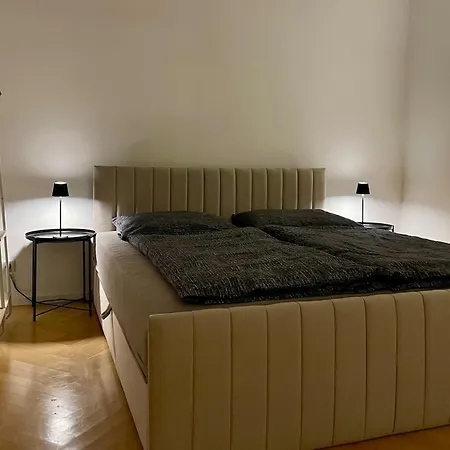 Zentral, Modern, Ruhig