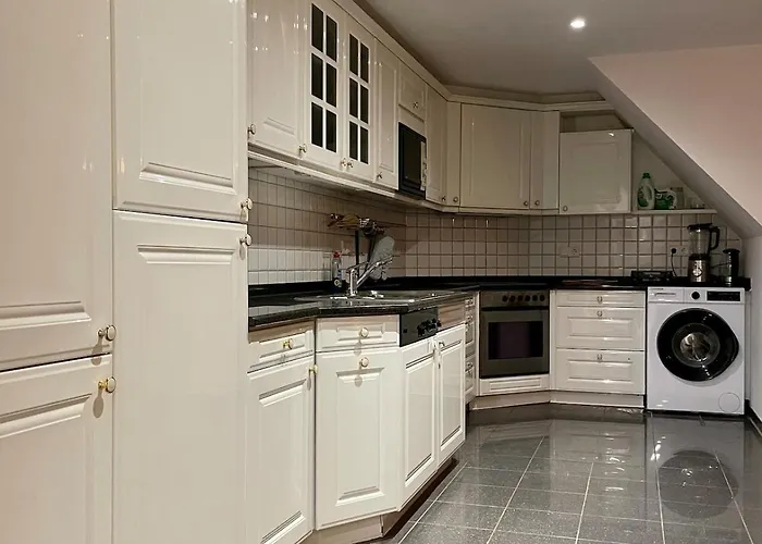 Zentral, Modern, Ruhig *